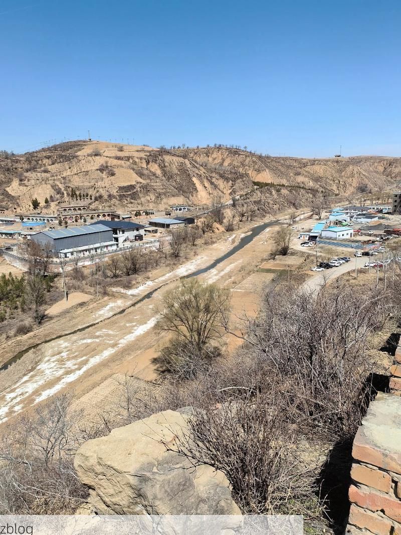 【东乡县：黄土高原沟壑间的疫情防线与破防时刻】