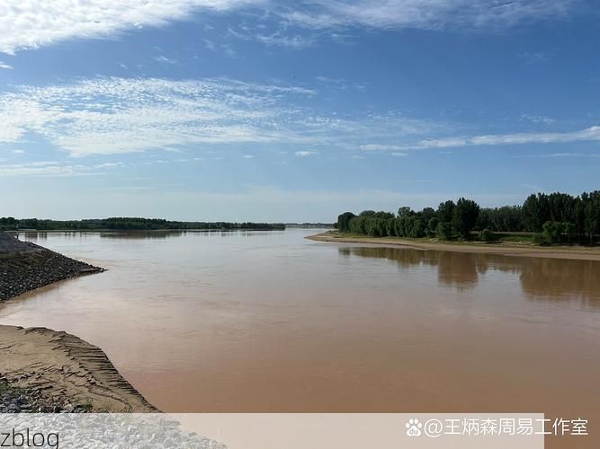 芮城：黄河臂弯中的零感染孤岛如何铸成？