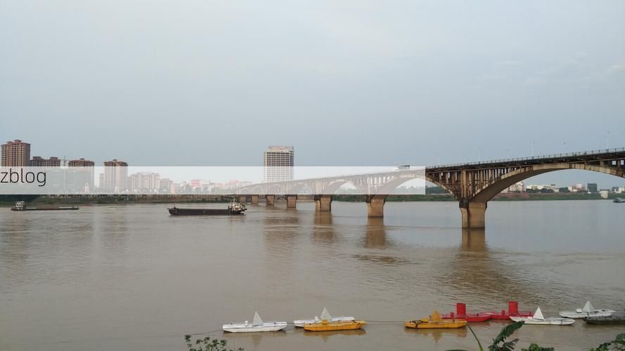 平南：西江航道上的防疫破局与地理屏障考验