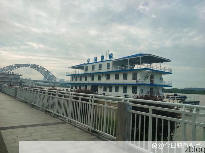 港闸区：沿江工业走廊的疫情防波堤