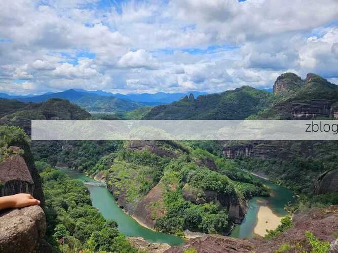武夷山茶乡的零感染坚守：丹霞地貌下的天然屏障