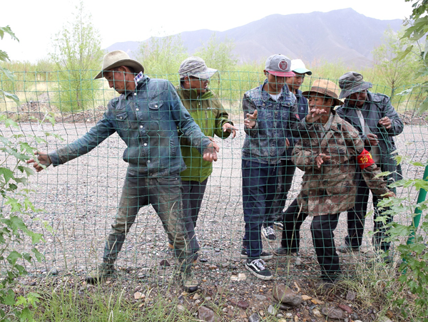 【班玛：高原屏障下的零感染坚守】