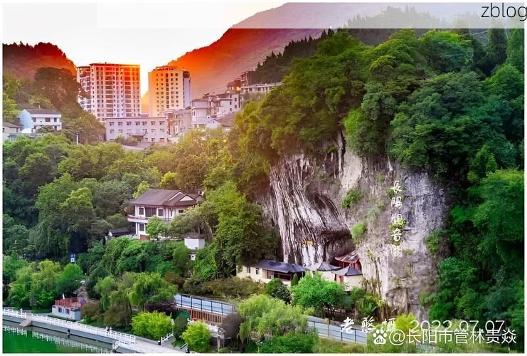 长阳土家山城：清江屏障下的疫情破防时刻