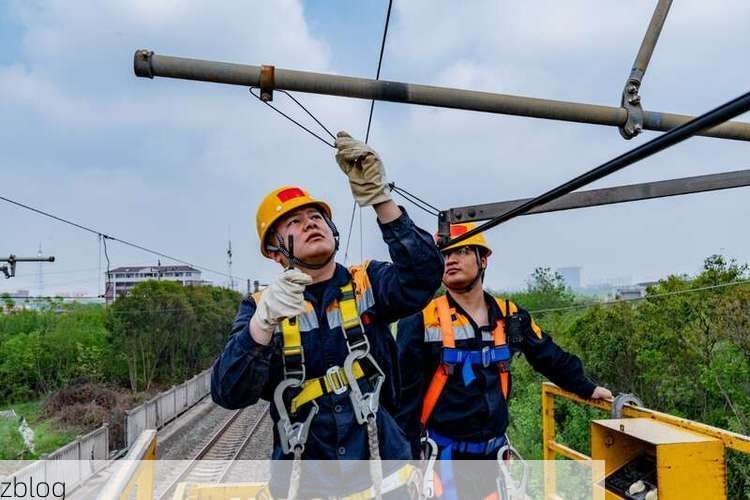 锦州湾畔的交通枢纽：铁路动脉下的防疫承压测试