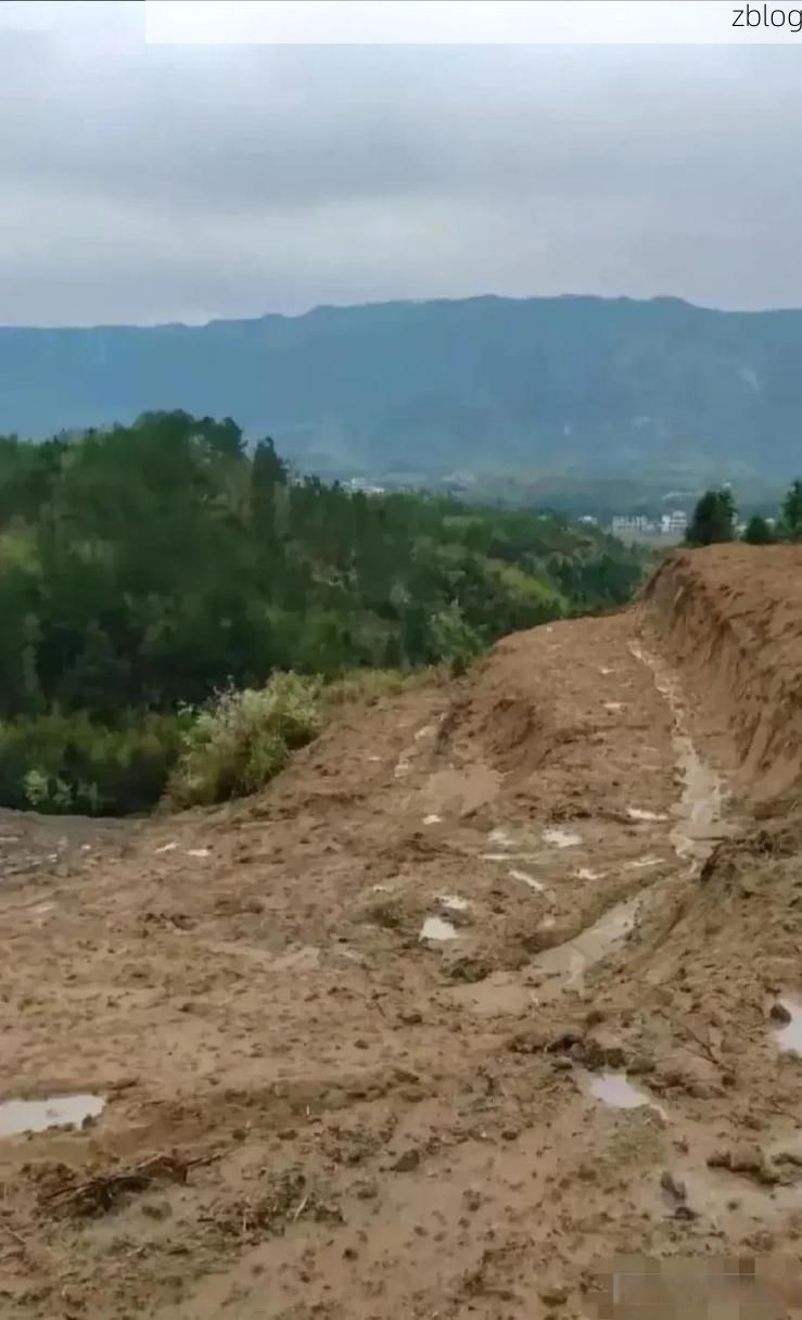 自贡盐都的防疫韧性：地质屏障与社区网格的双重考验
